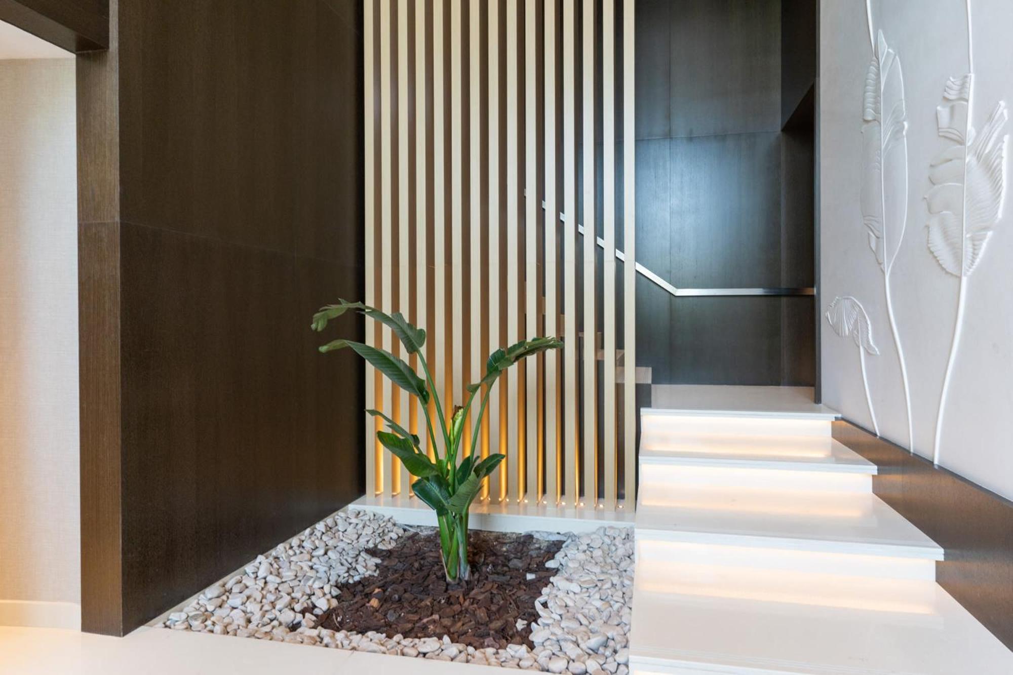 1 Bed Banyan Tree Jlt - Tropical Pool Oasis Apartment