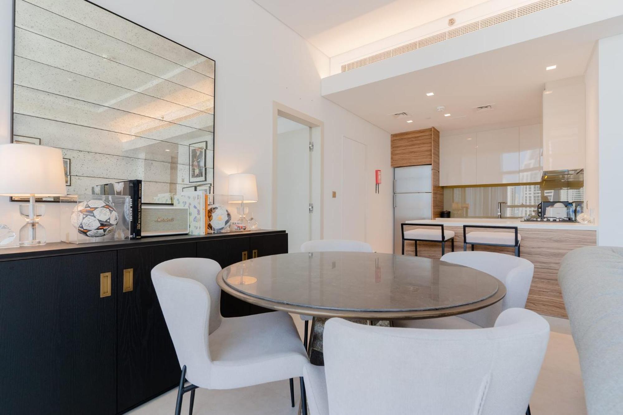 1 Bed Banyan Tree Jlt - Tropical Pool Oasis Dubai
